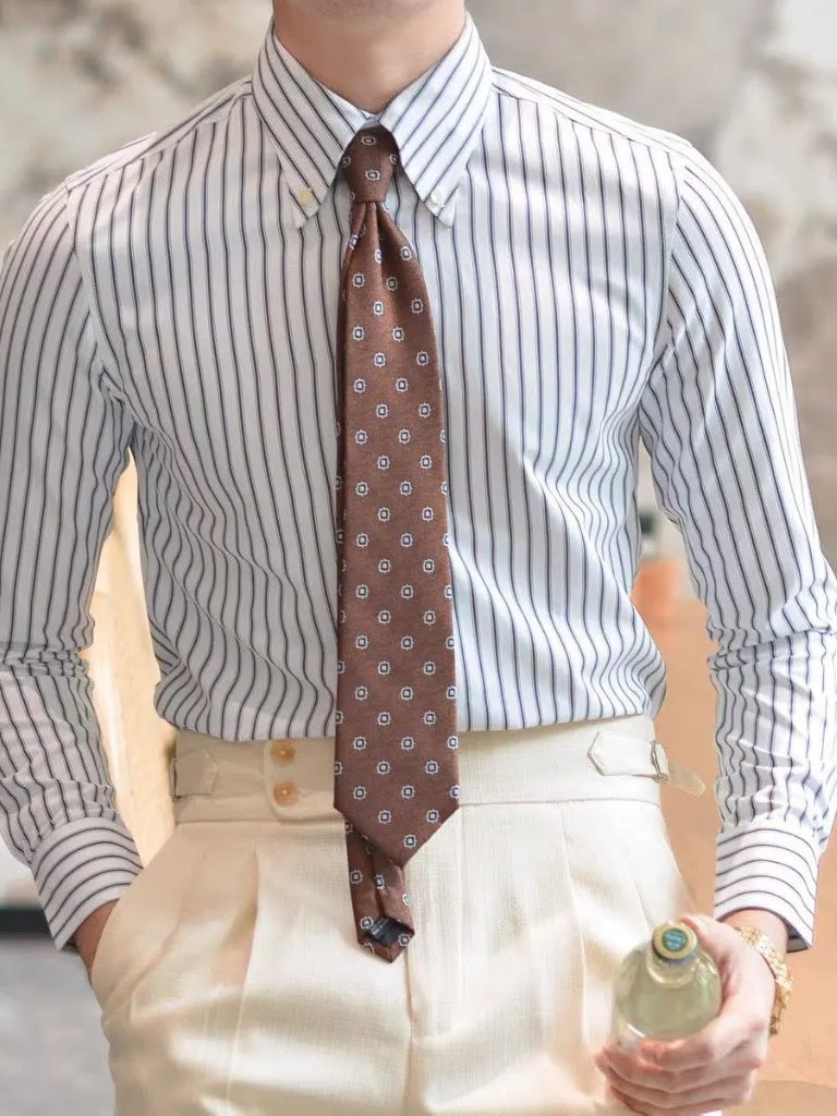 Camisa retro a rayas (azul marino) - Manly Man