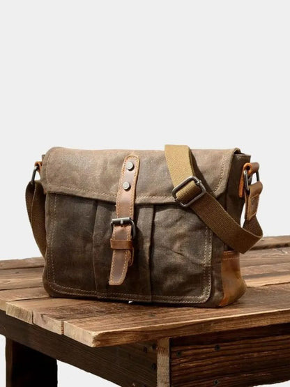 Balmoral Courier Transversal Bag - Manly Man