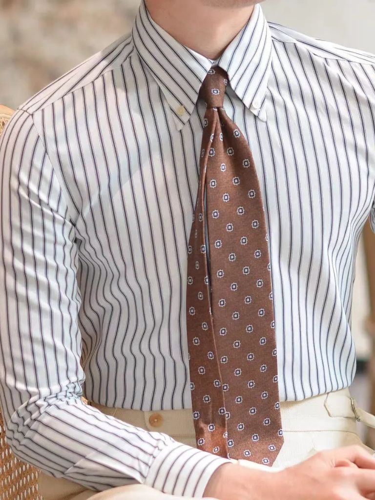 Camisa retro a rayas (azul marino) - Manly Man