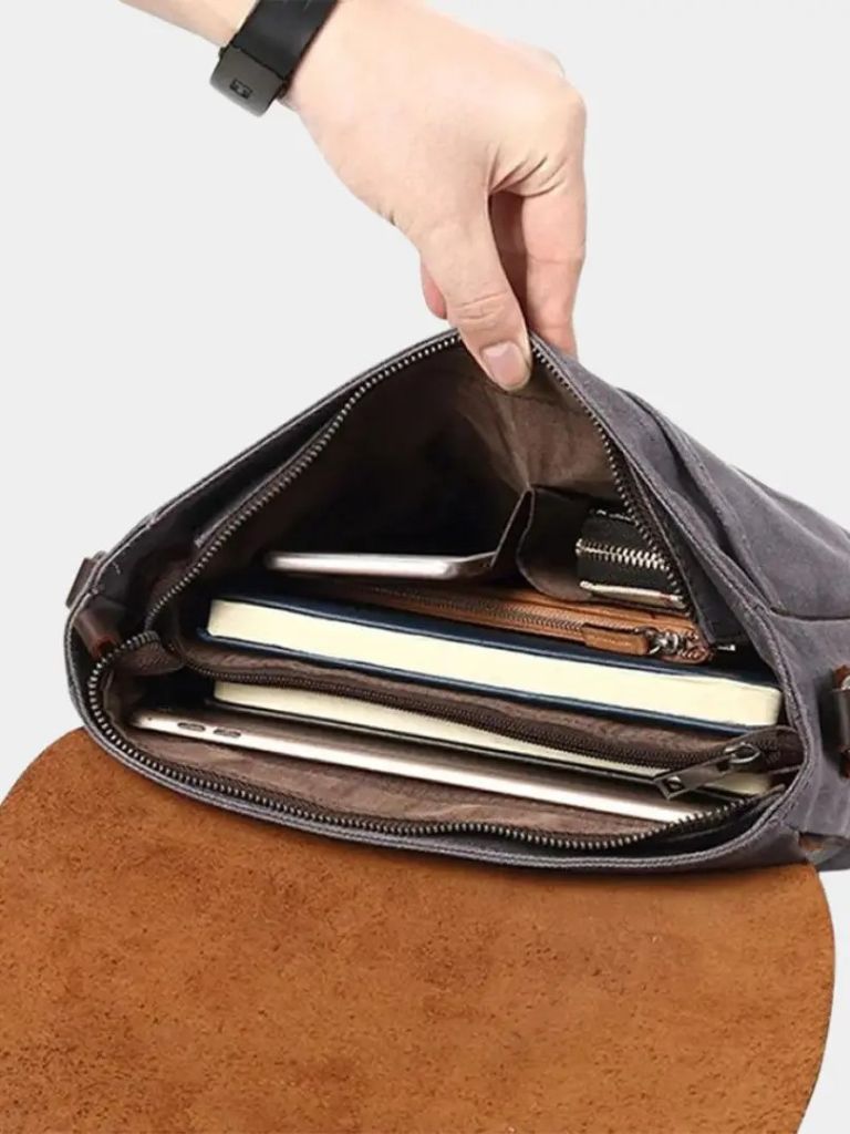 Windsor Messenger Shoulder Bag - Manly Man