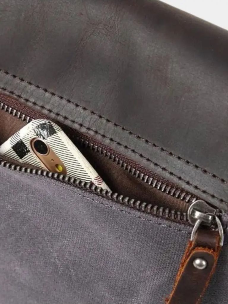 Windsor Messenger Shoulder Bag - Manly Man